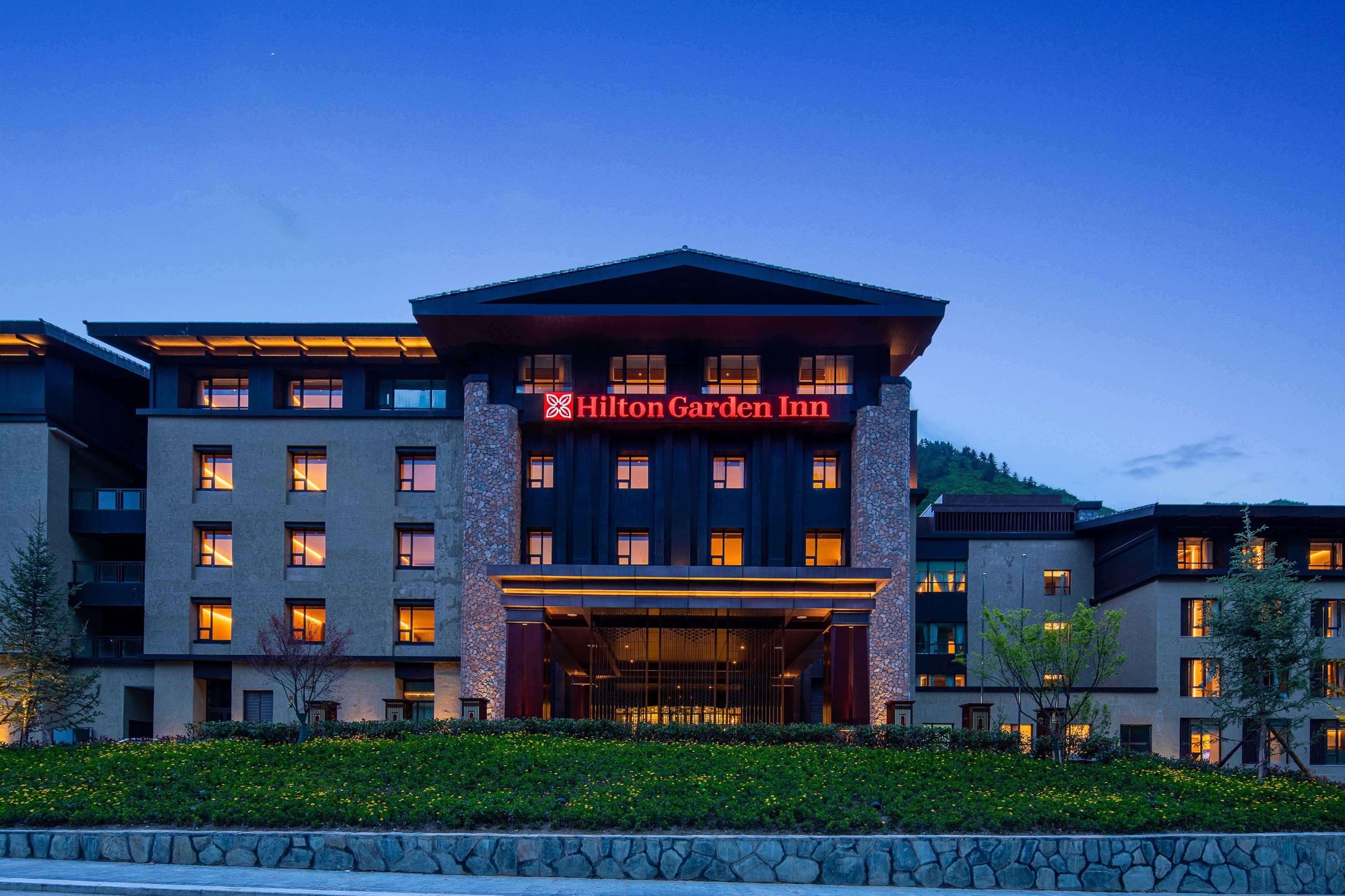 Hilton Jiuzhaigou Resort Zhangzha Town Buitenkant foto
